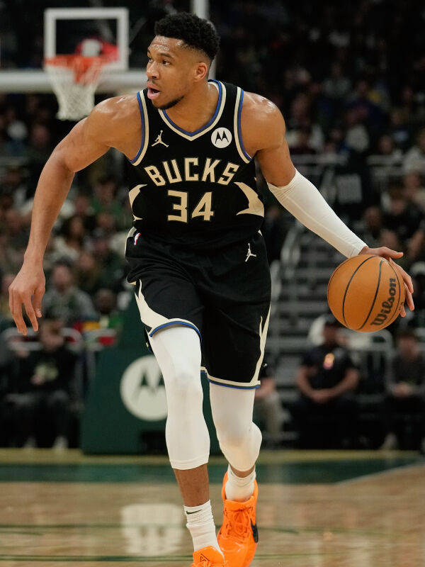 九游娱乐-字母哥连续七场比赛得分超过大比分获胜，塞尔维亚队不断突破！气势如虹延续-九游娱乐